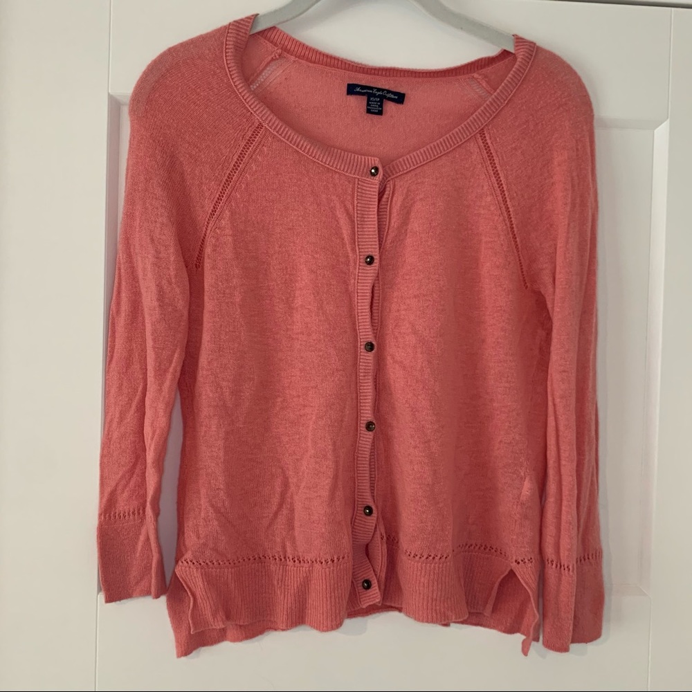 American Eagle women’s XS pink cardigan